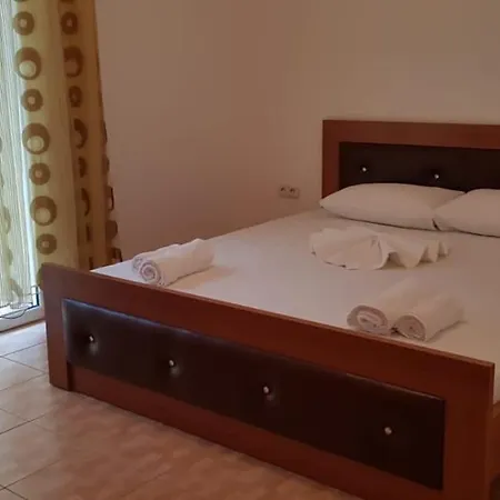 Stunning Sea View Apartments Sarande Exterior photo