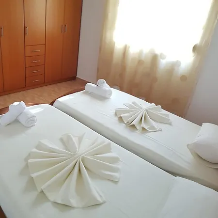 Stunning Sea View Apartments Sarande Exterior photo
